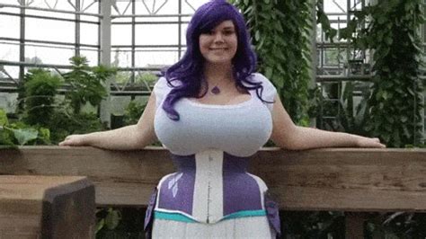 big boob girls gif|Big Tits Gif: 60+ Hottest Big Boobs Gifs of 2024